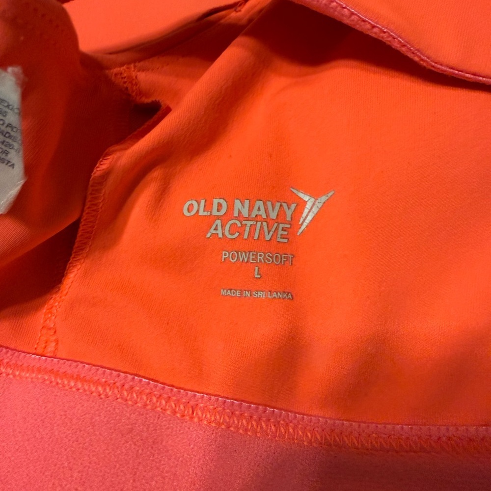 Old Navy Cross-Back Sports Bra - Coral Orange - Picture 4 of 4